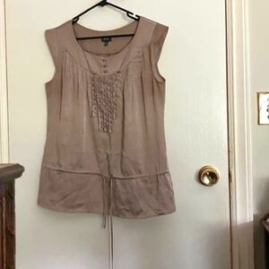 Mexx Sleeveless Top in Gold. Size 40.
